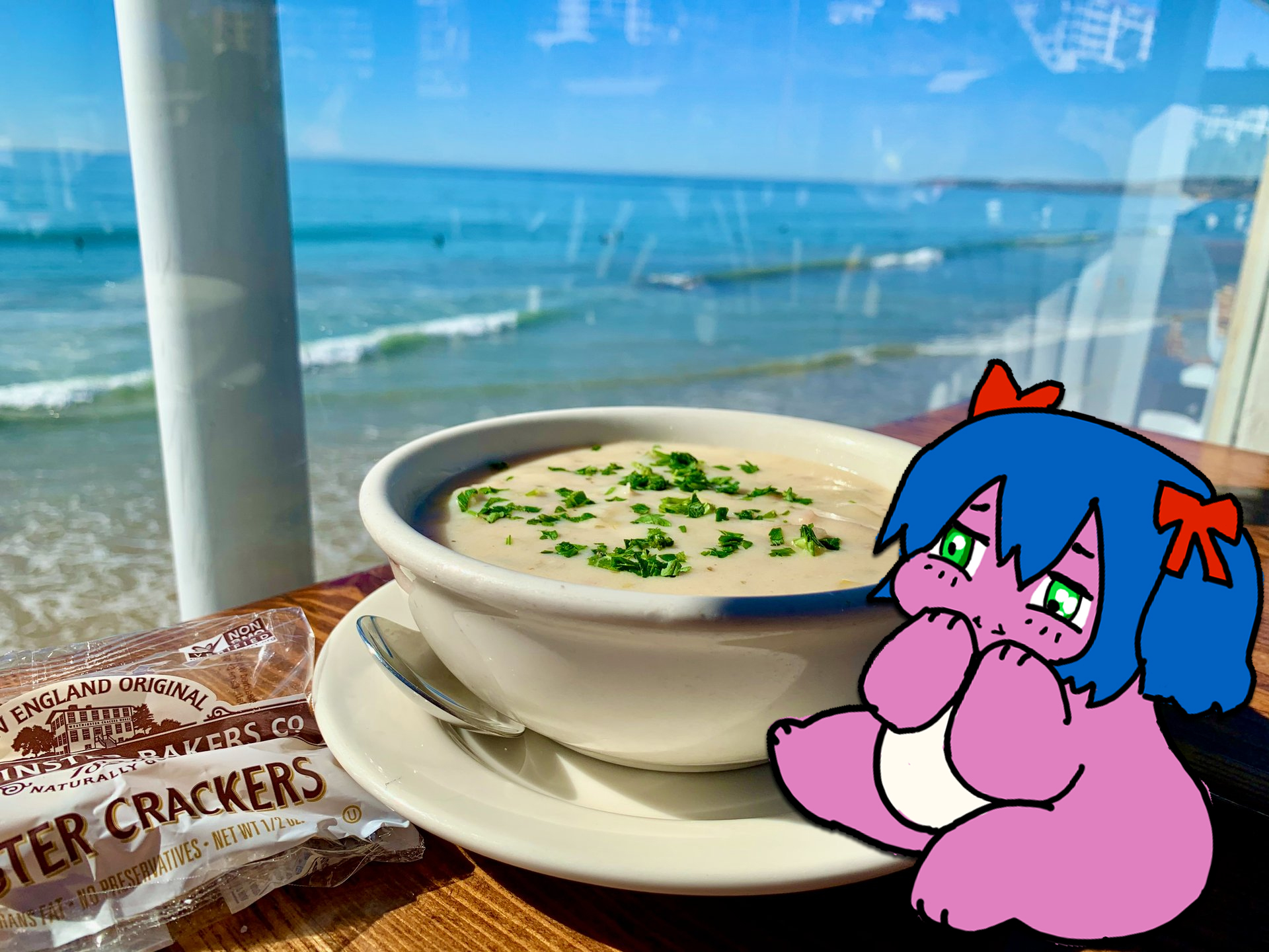 oh no! fat beary pink is going to eat ALL of your clam chowder!!!!