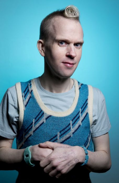 Hello my name is timmy and I'm autistic, I know everything and I'm always right cause' I read greenposts on 4chan, by the way could someone help me figure out how to talk to people, I'm really smart!