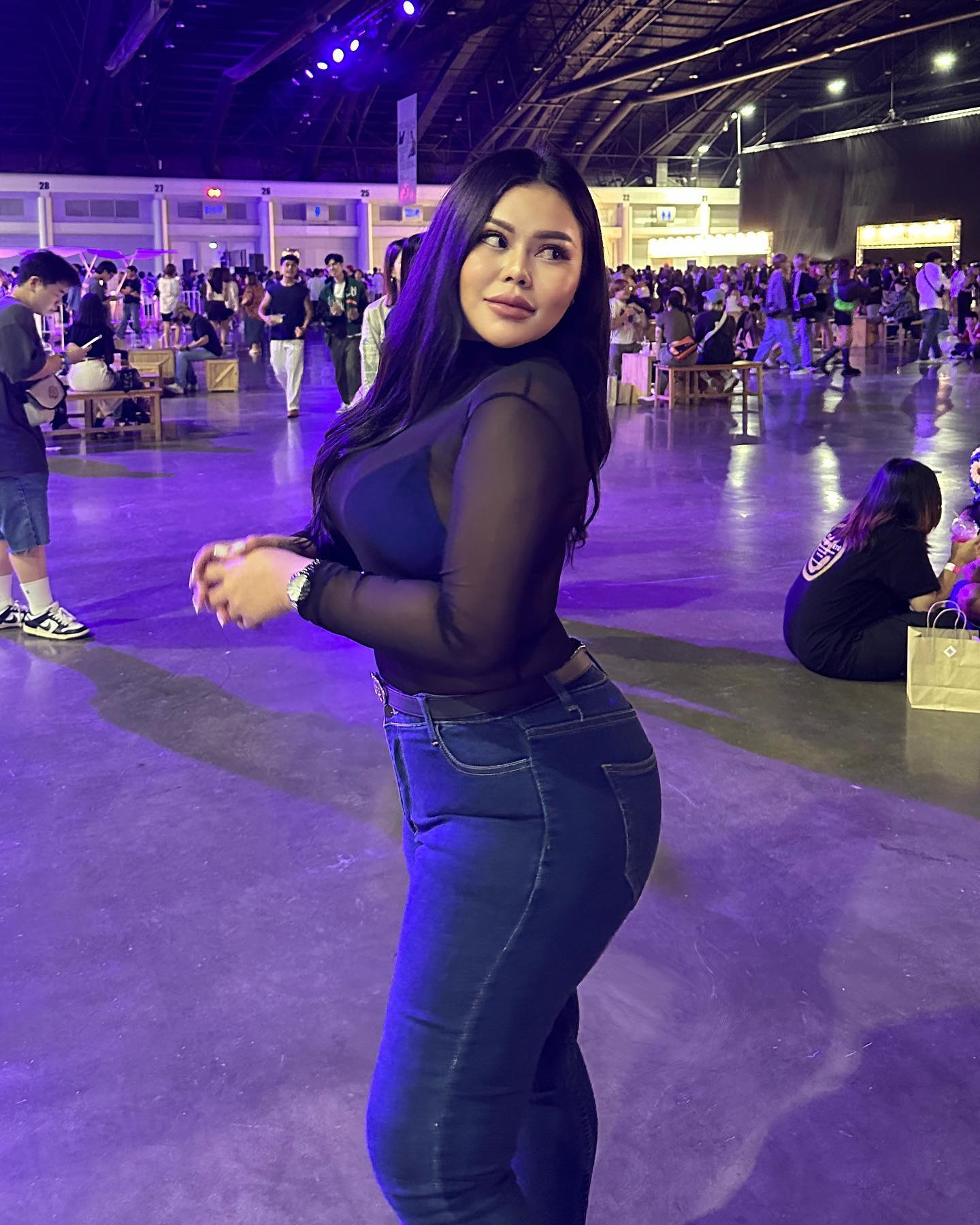 Have you seen the ASIAN GORL?