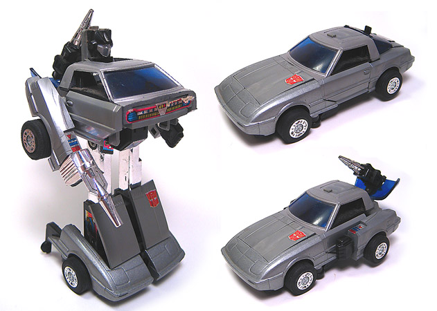 last night I had fish and wine for dinner. today I will hav mcdonalds breakfast for breakfast, after i buy sone toys. i am at a con.