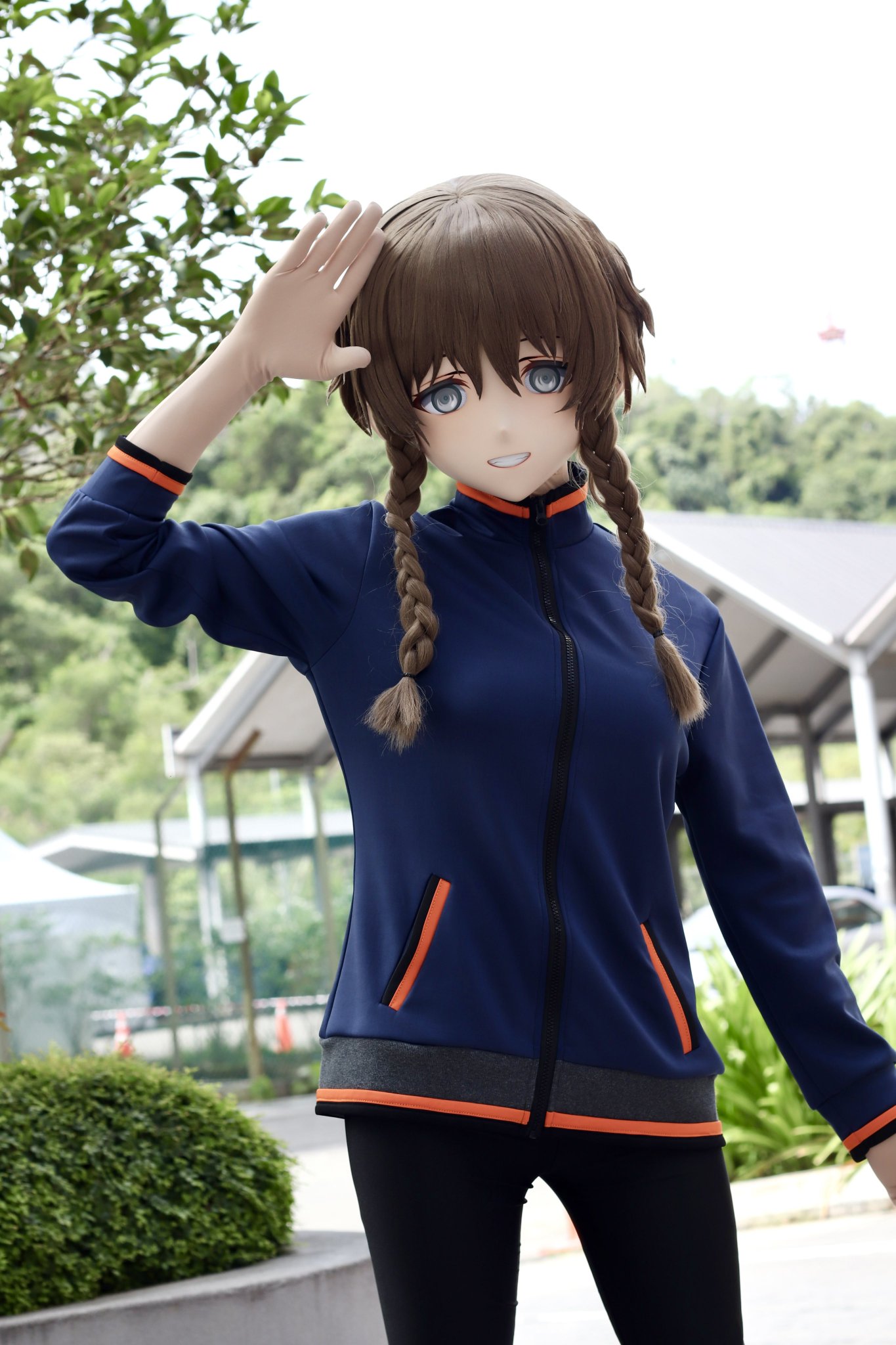 tomorrow i'll get chicken sandwiches with tendies and either peach-flavored ice tea or coke