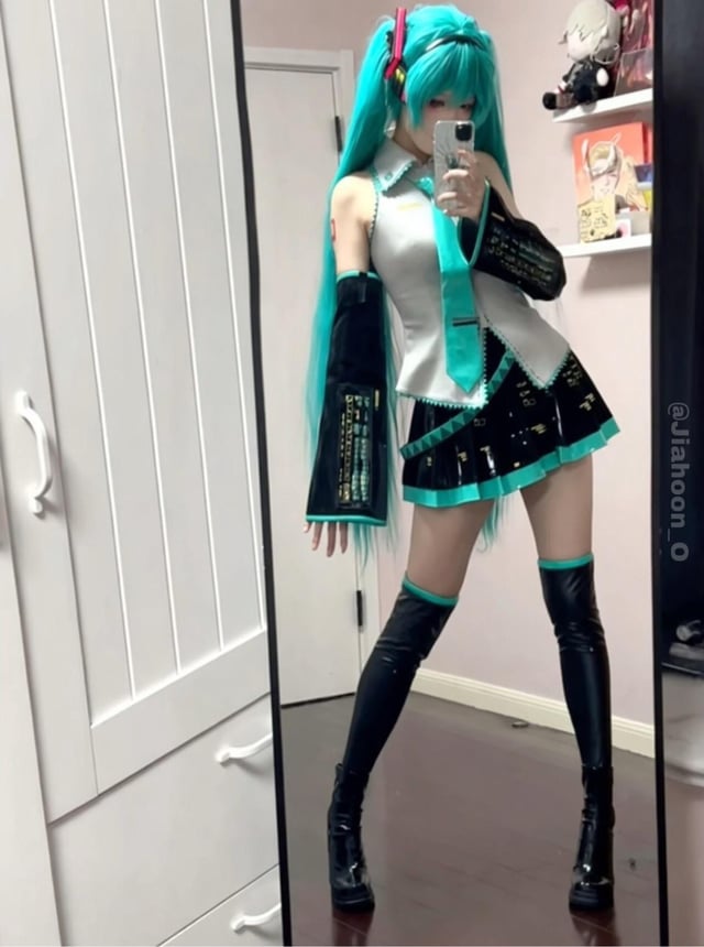 micker has a BMI of 16.8 and uou don't!